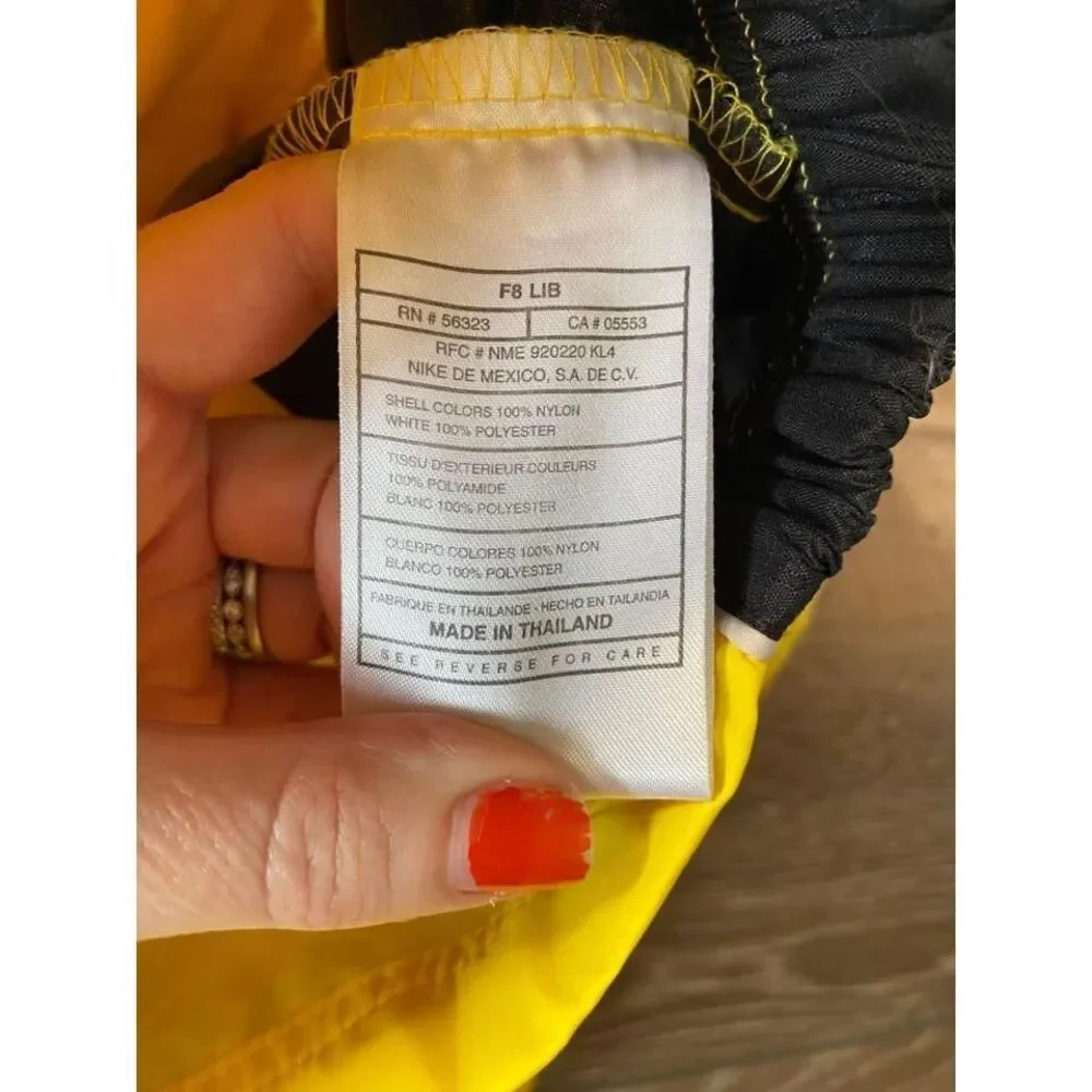 Vintage Nike yellow‎ windbreaker lightweight jacket